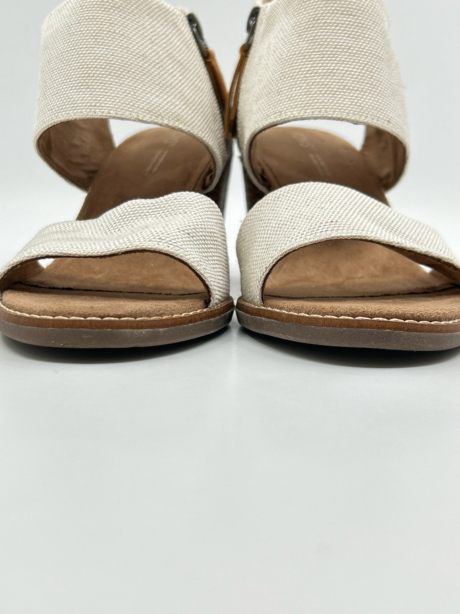 TOMS Size 9 Beige Women Sandal