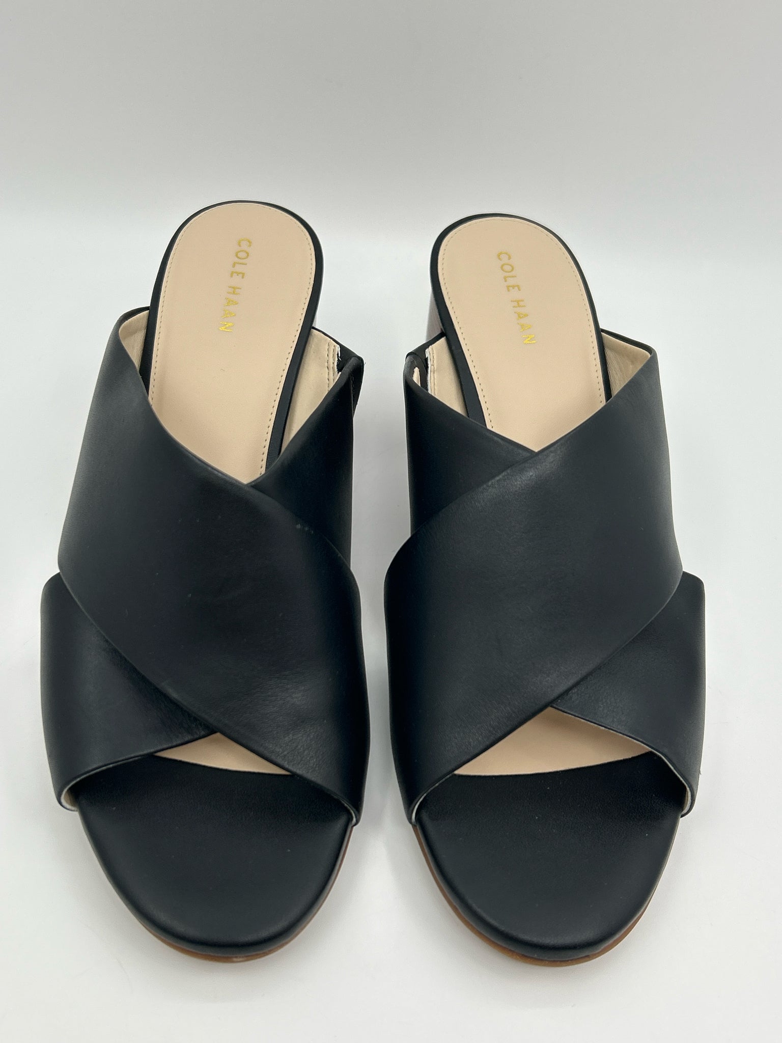 COLE HAAN Size 9.5B Black Women Sandal