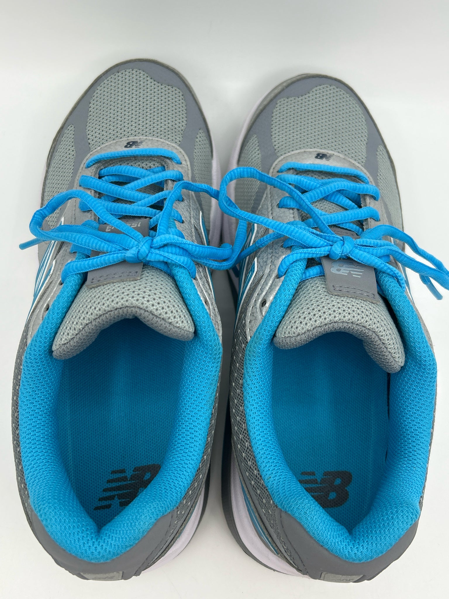 NEW BALANCE Size 8.5 Grey & Blue Women Sneakers