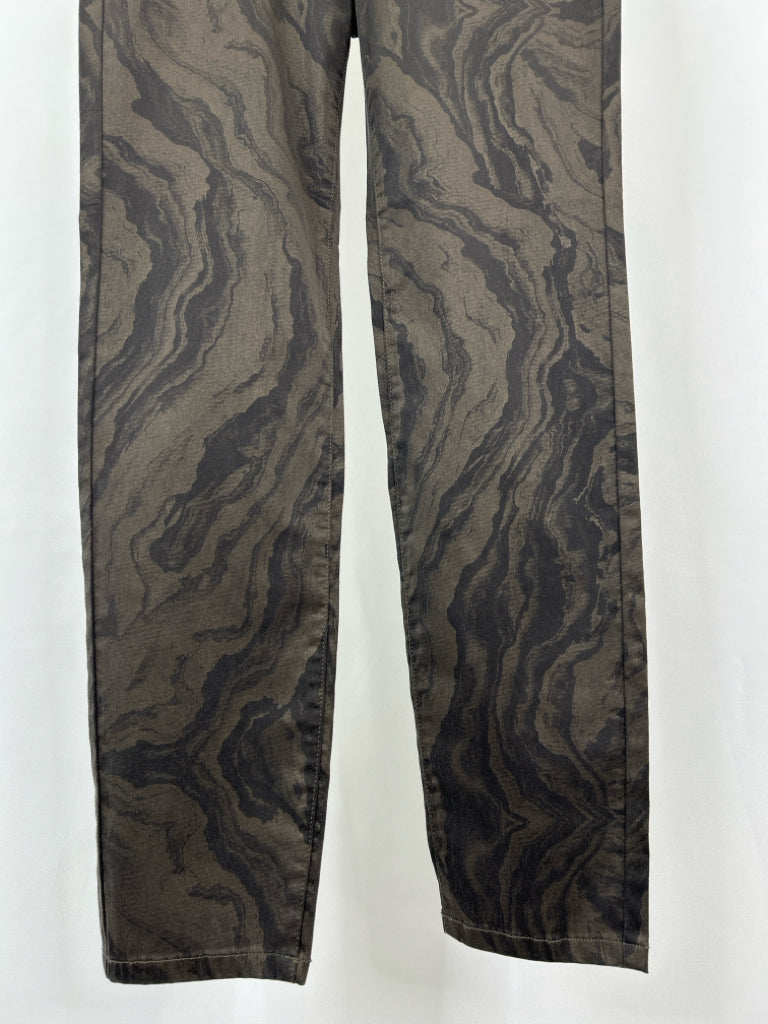 ETHYL Women Size 4 Brown Print jeans