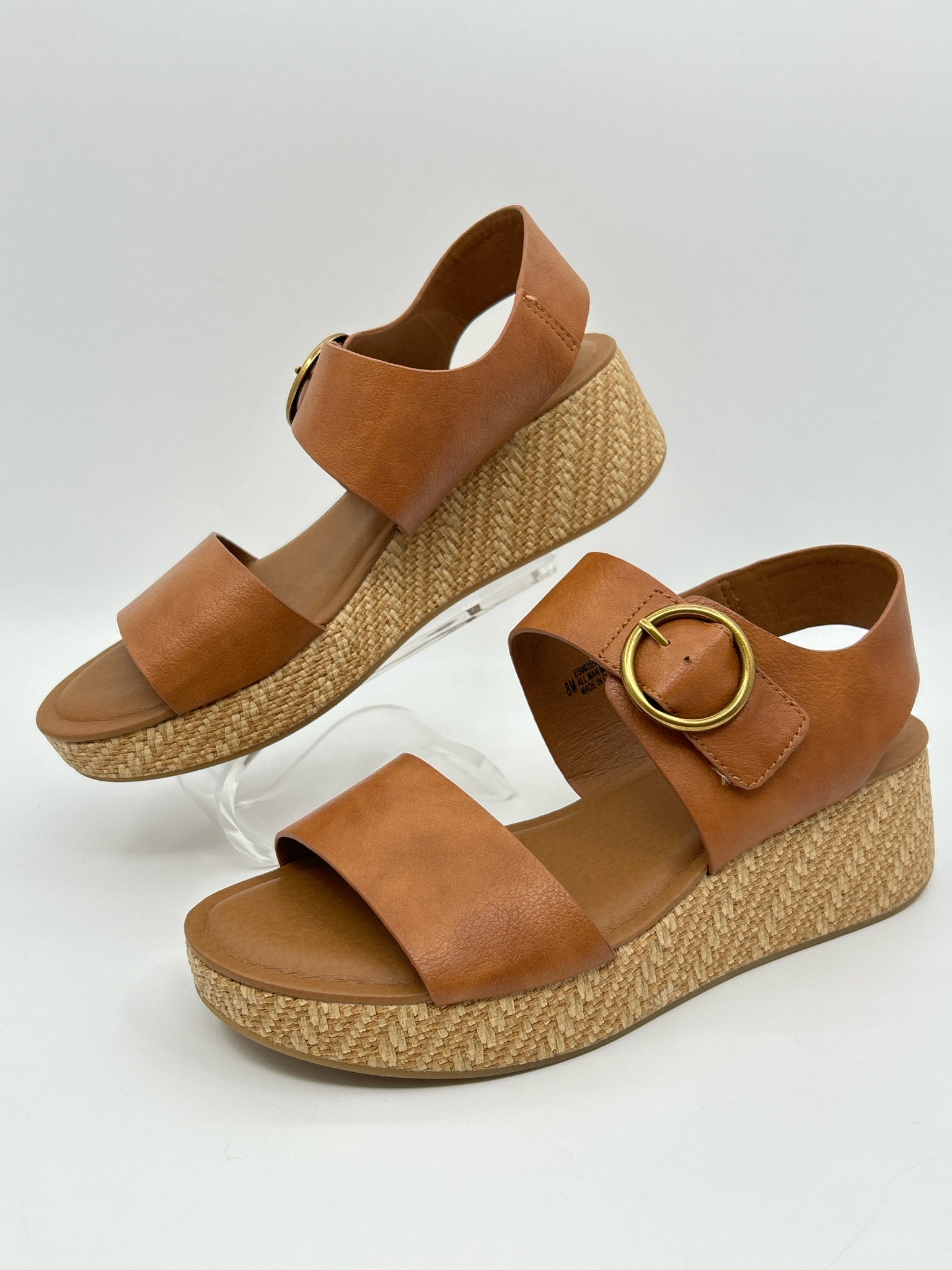 EURO SOFT Size 8M Tan Women Sandal