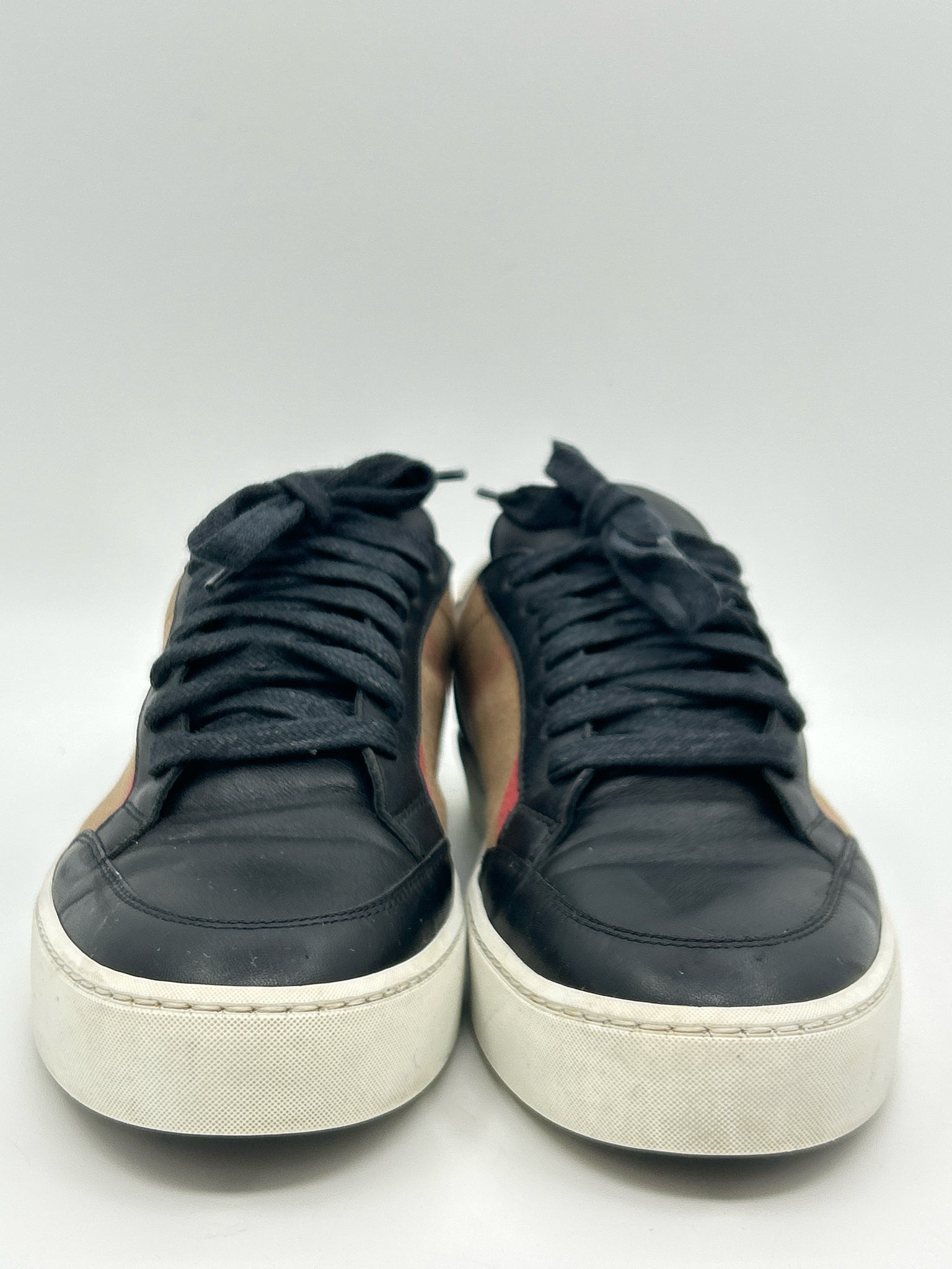 BURBERRY Size 38/8 Black Women Sneakers