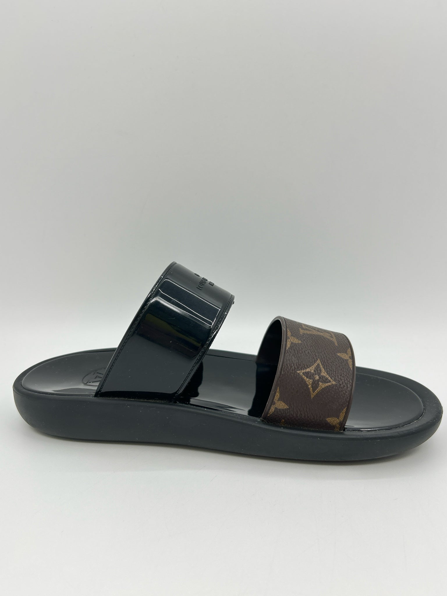 LOUIS VUITTON Size 41/11 Brown and Black Women Sandal
