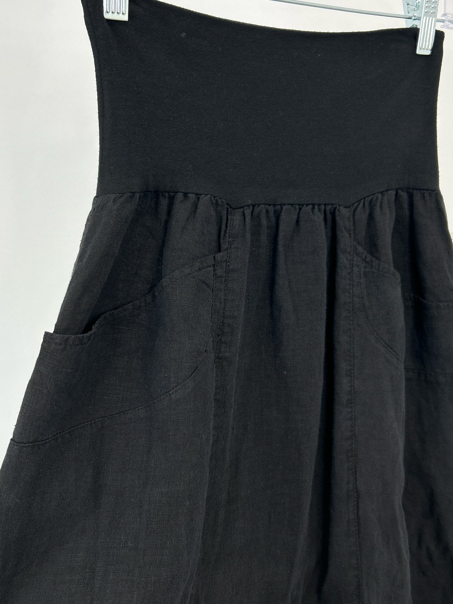 CLICK Size M Black Women Skirt