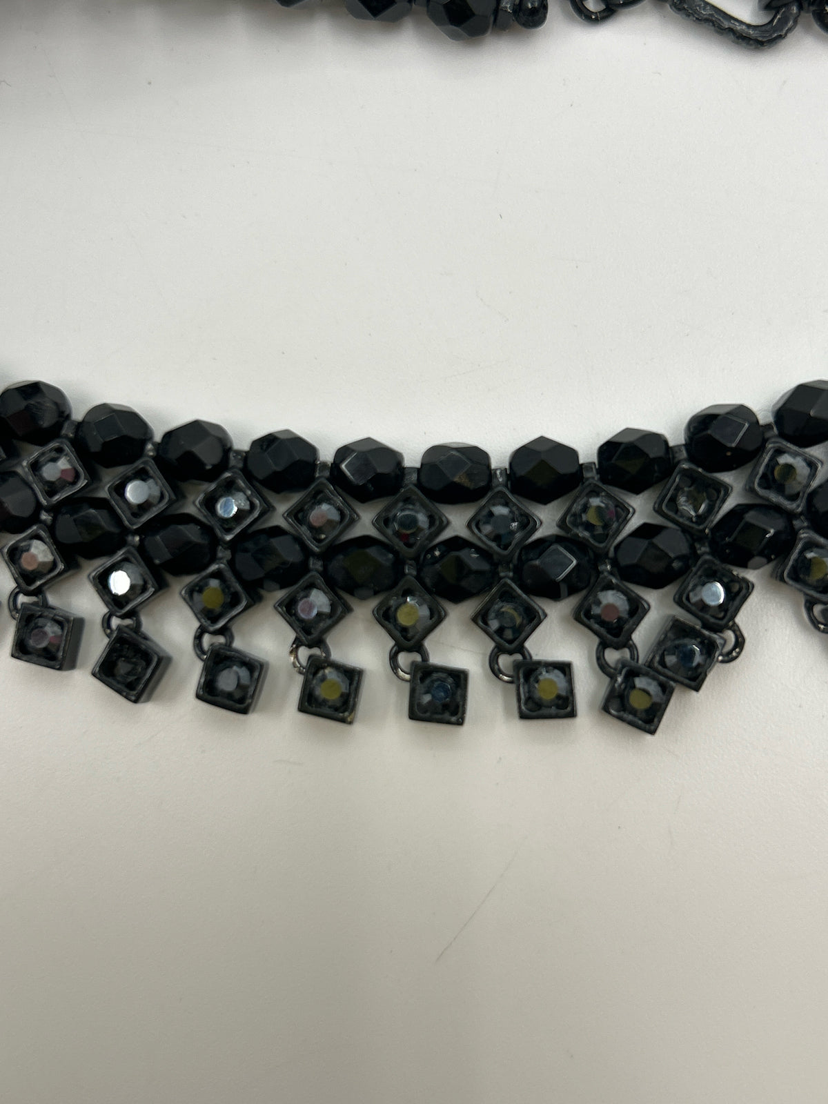 ST JOHN Black Necklace