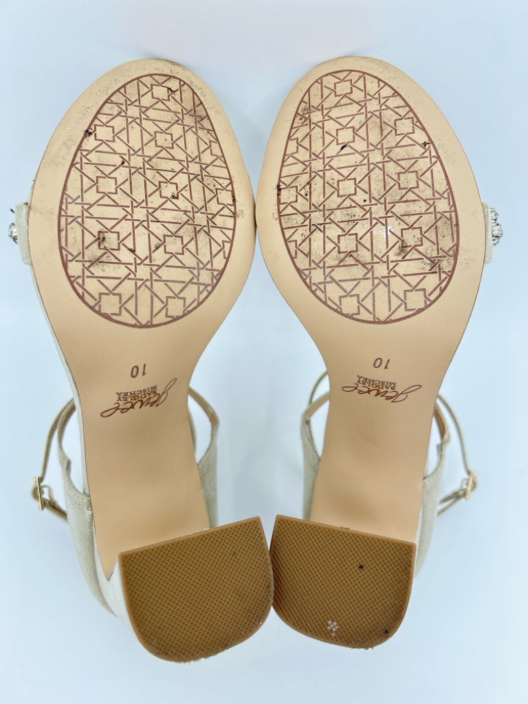 BADGLEY MISCHKA Size 10 Gold Women's Sandal