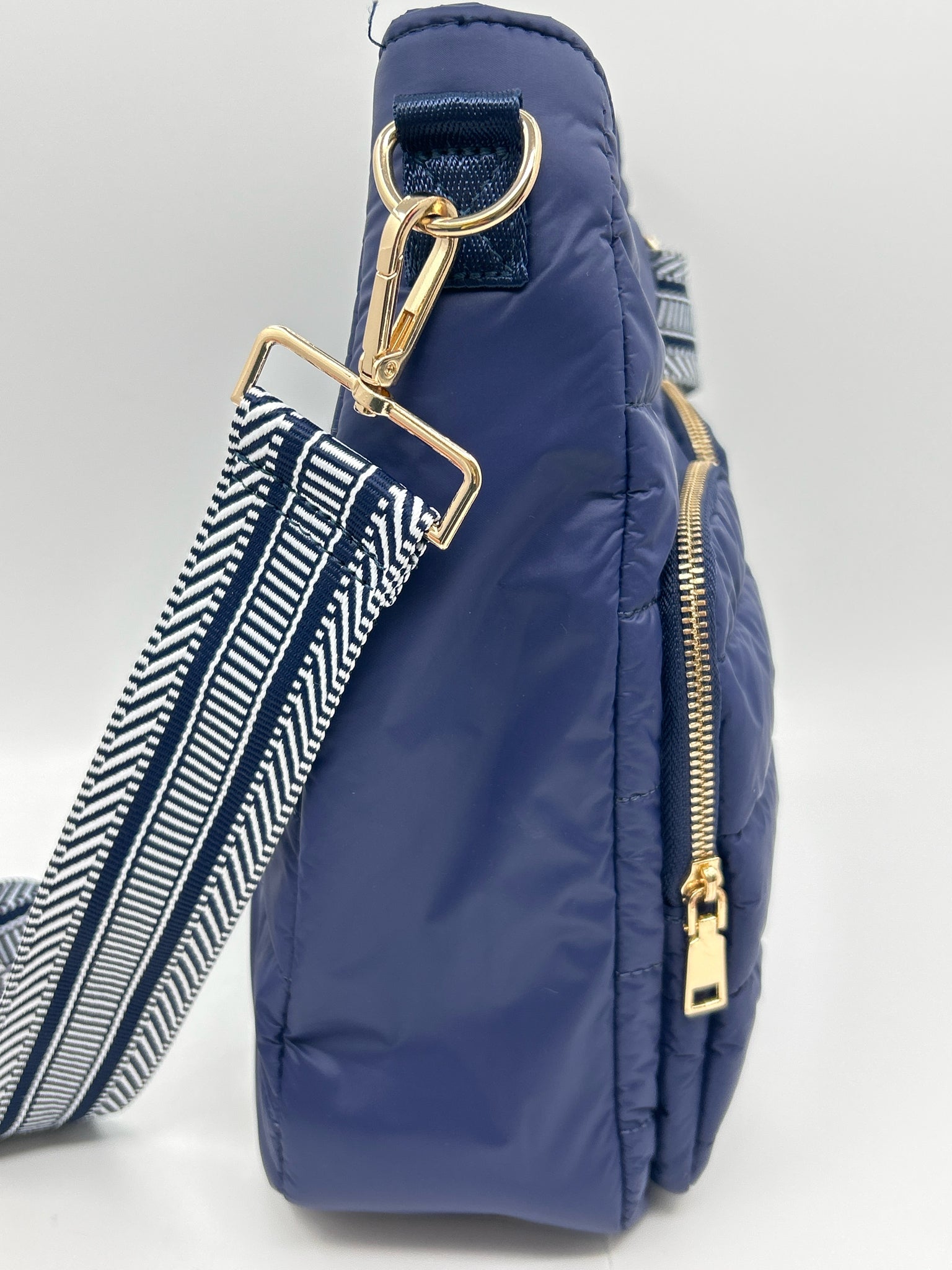 WanderFull Navy Women Purse