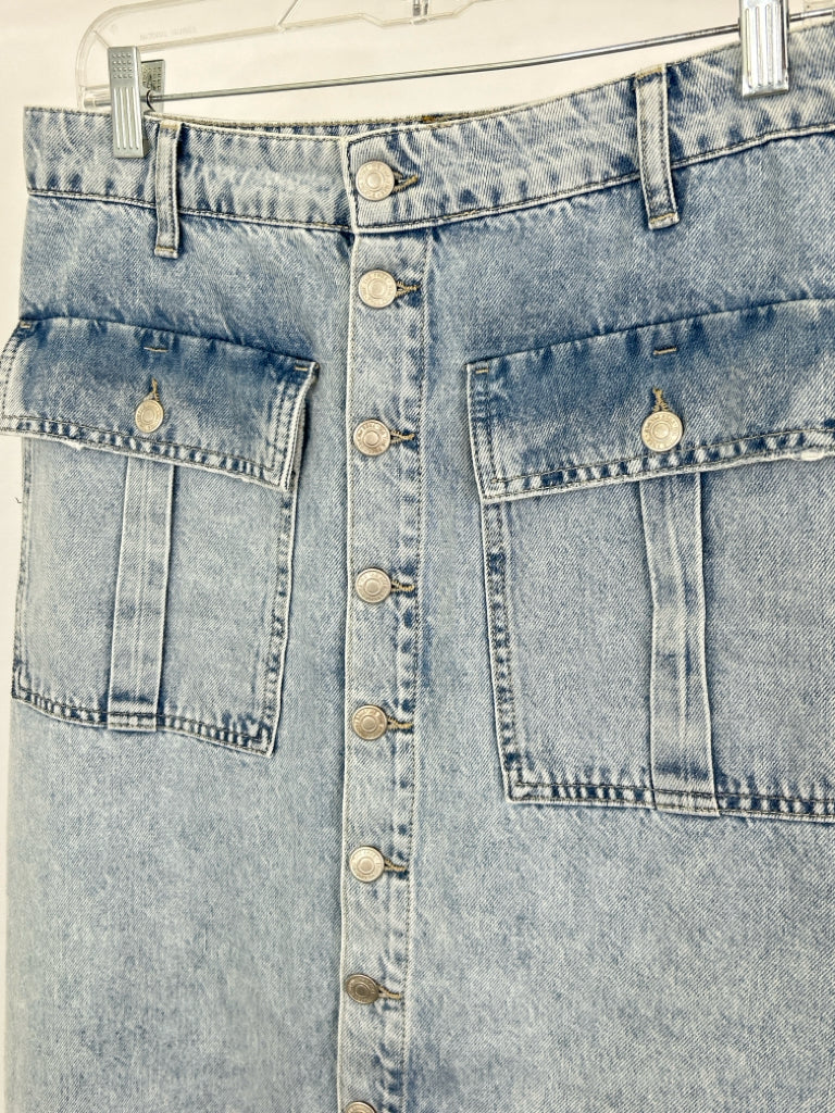 WE THE FREE Size 12 LIGHT BLUE DENIM Women's Skirt