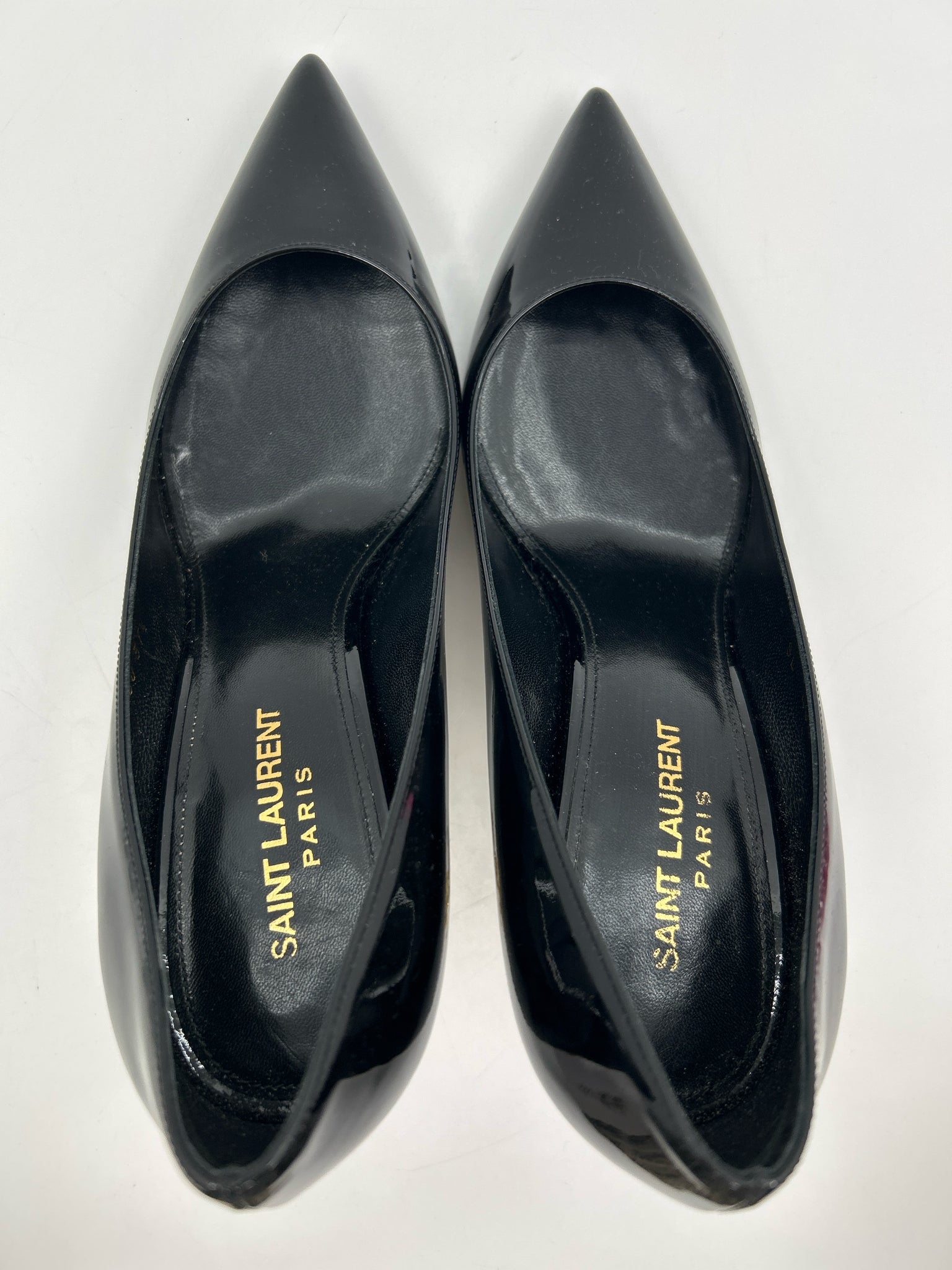 YVES SAINT LAURENT Size 37.5 Black Women Pumps