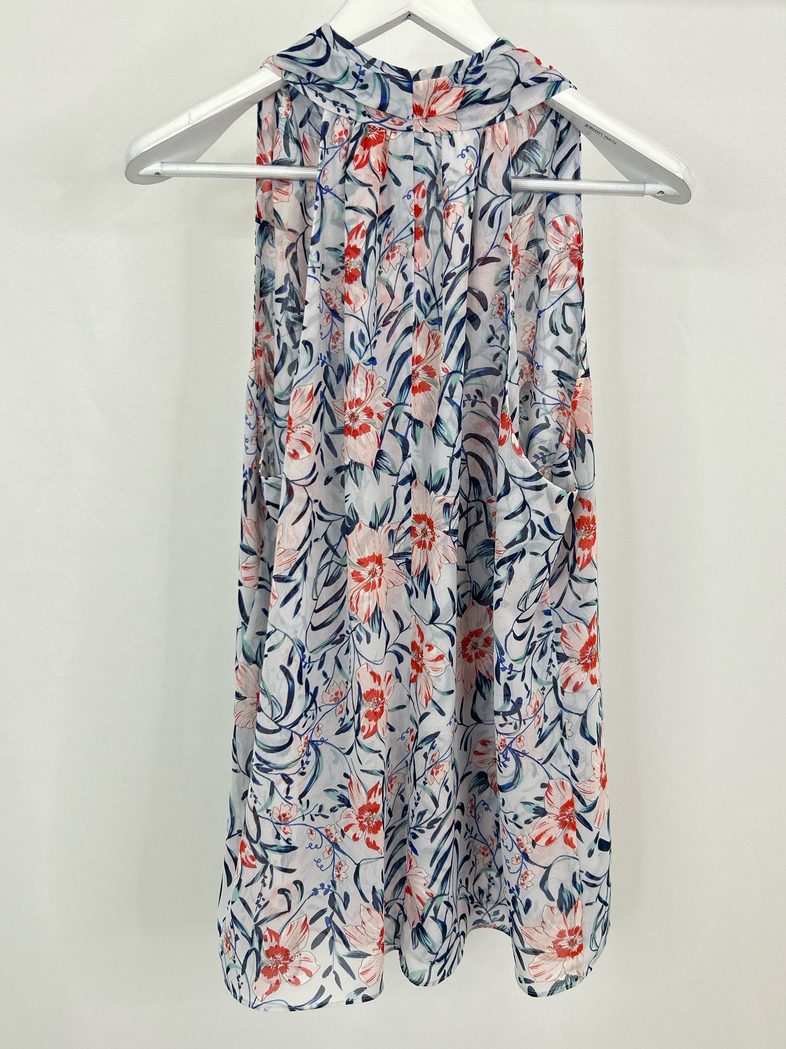 CABI Size L Blue floral Women Blouse