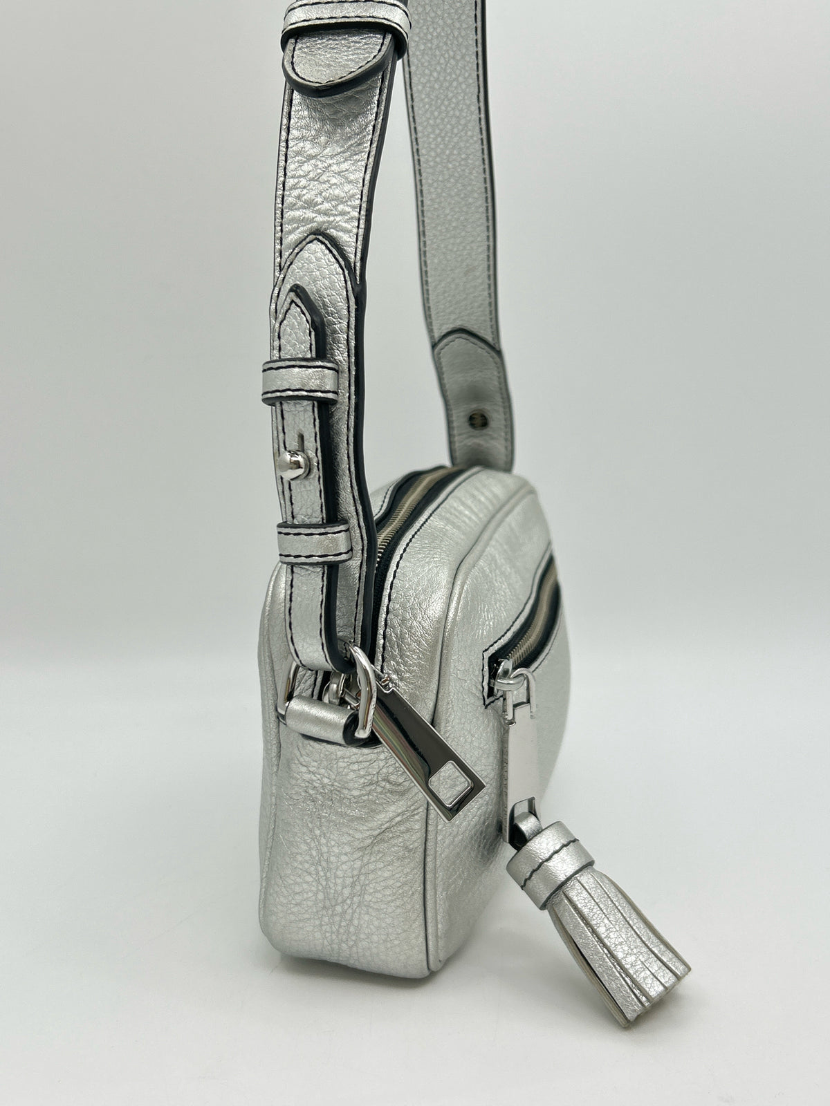 MARC JACOBS Silver Metallic Women Purse