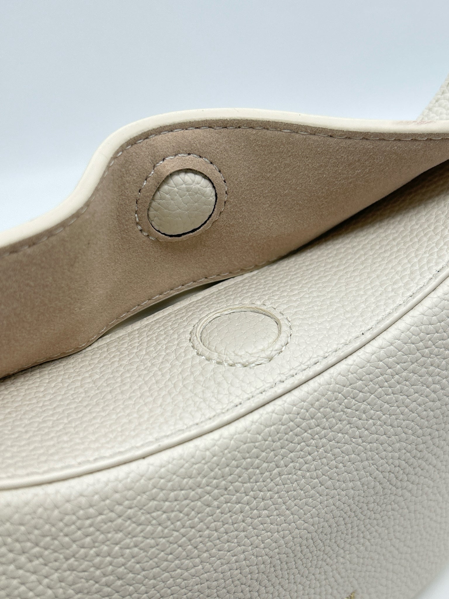 Songmont Ivory Women Purse