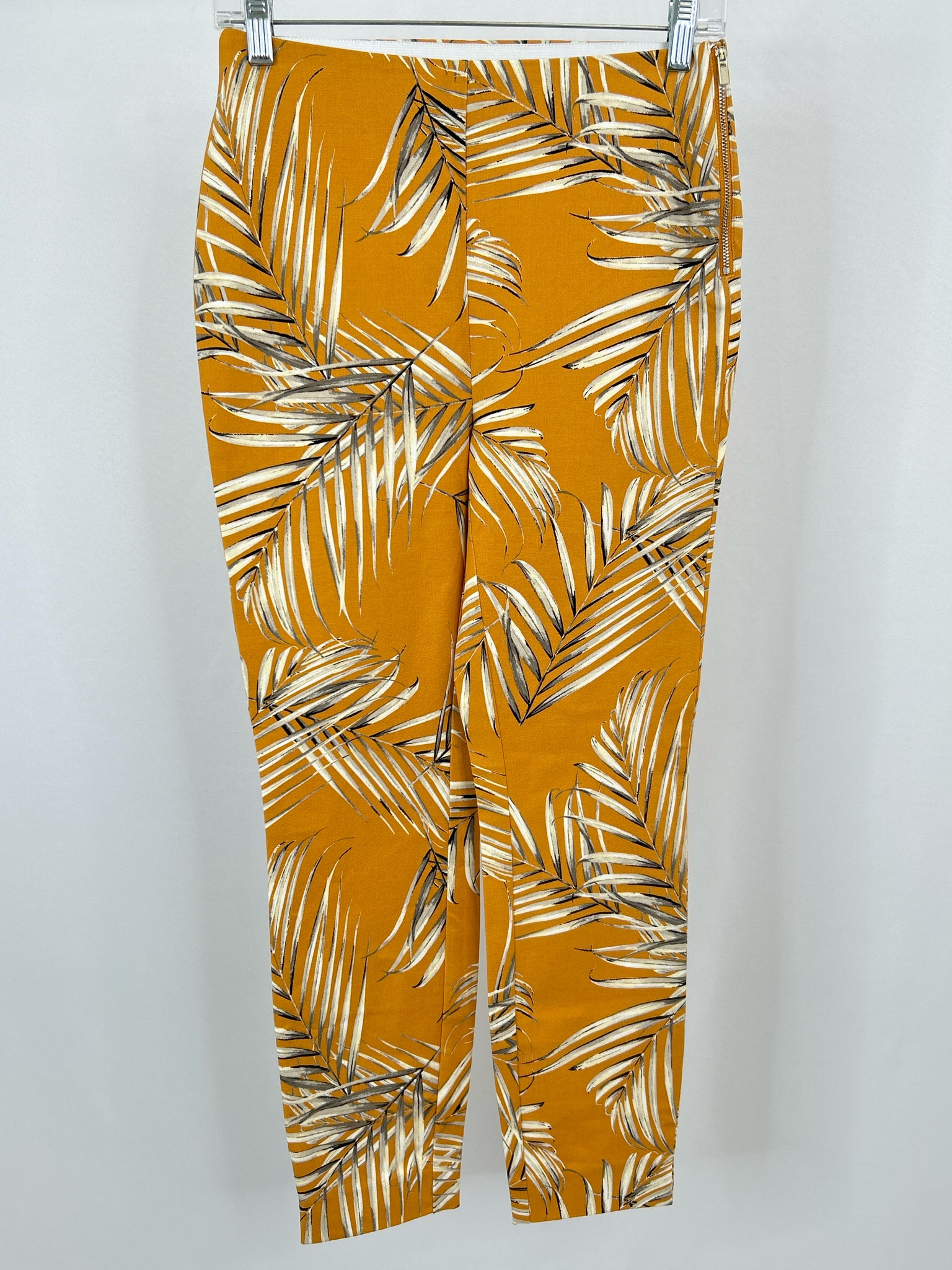 White House Black Market Size 2R Mustard Print Women's Pants NWT