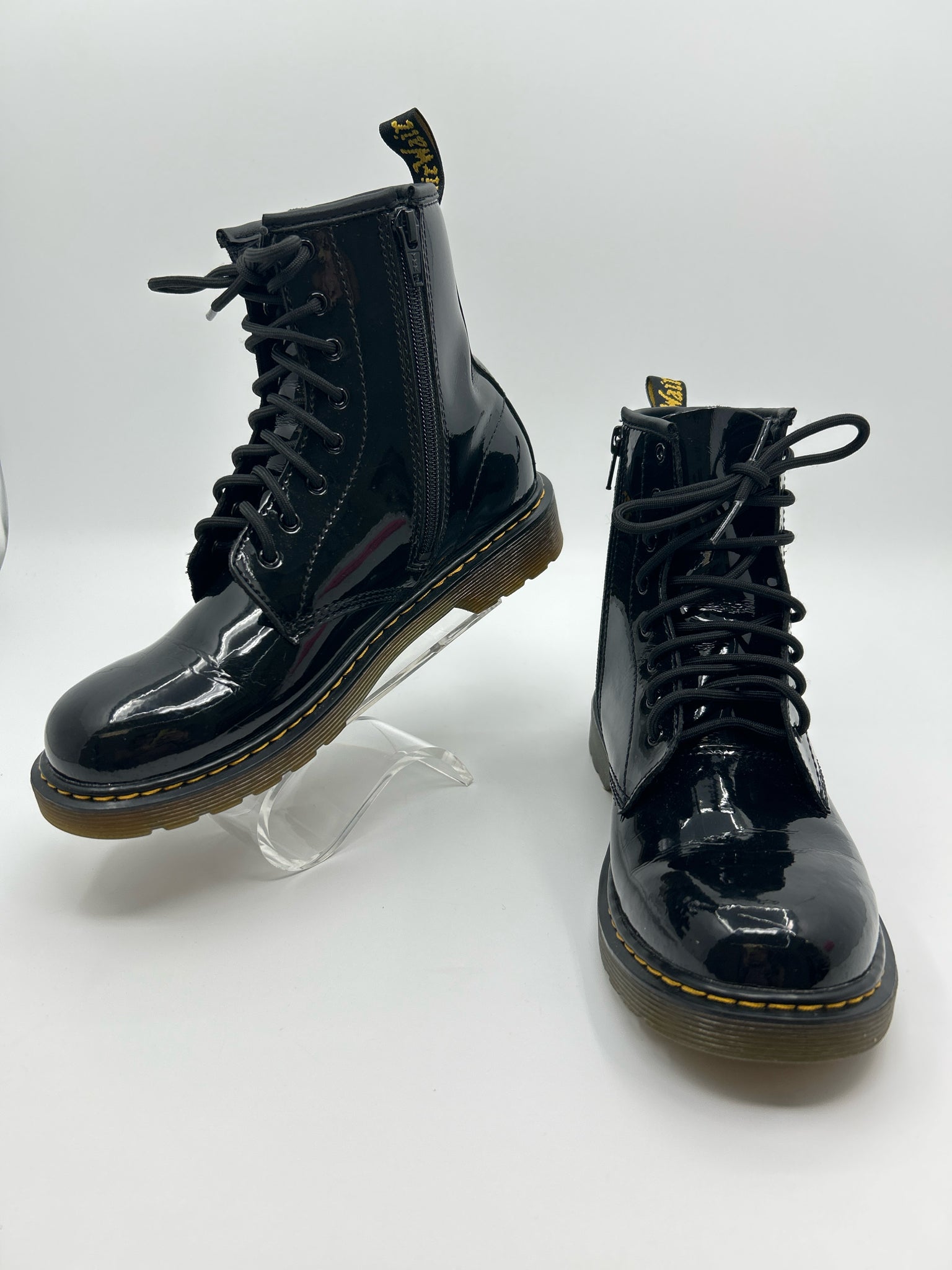 DR. MARTENS Size 7 Black Women Boots