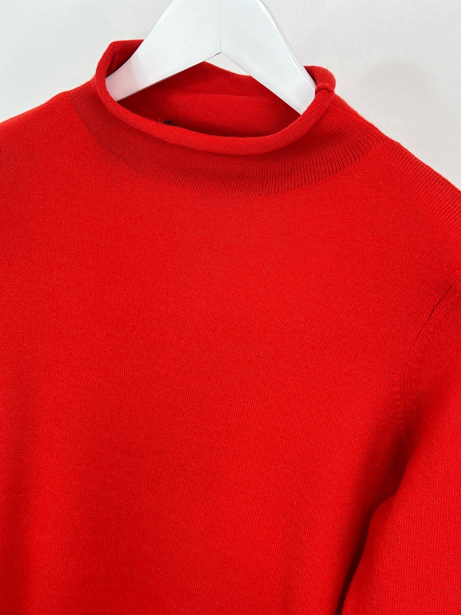 FRENCH CONNECTION Size M Red Women Sweater NWT