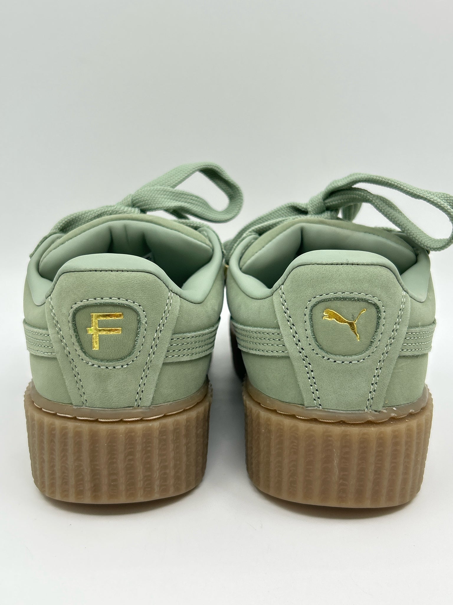 PUMA Size 7 Green Women Sneakers