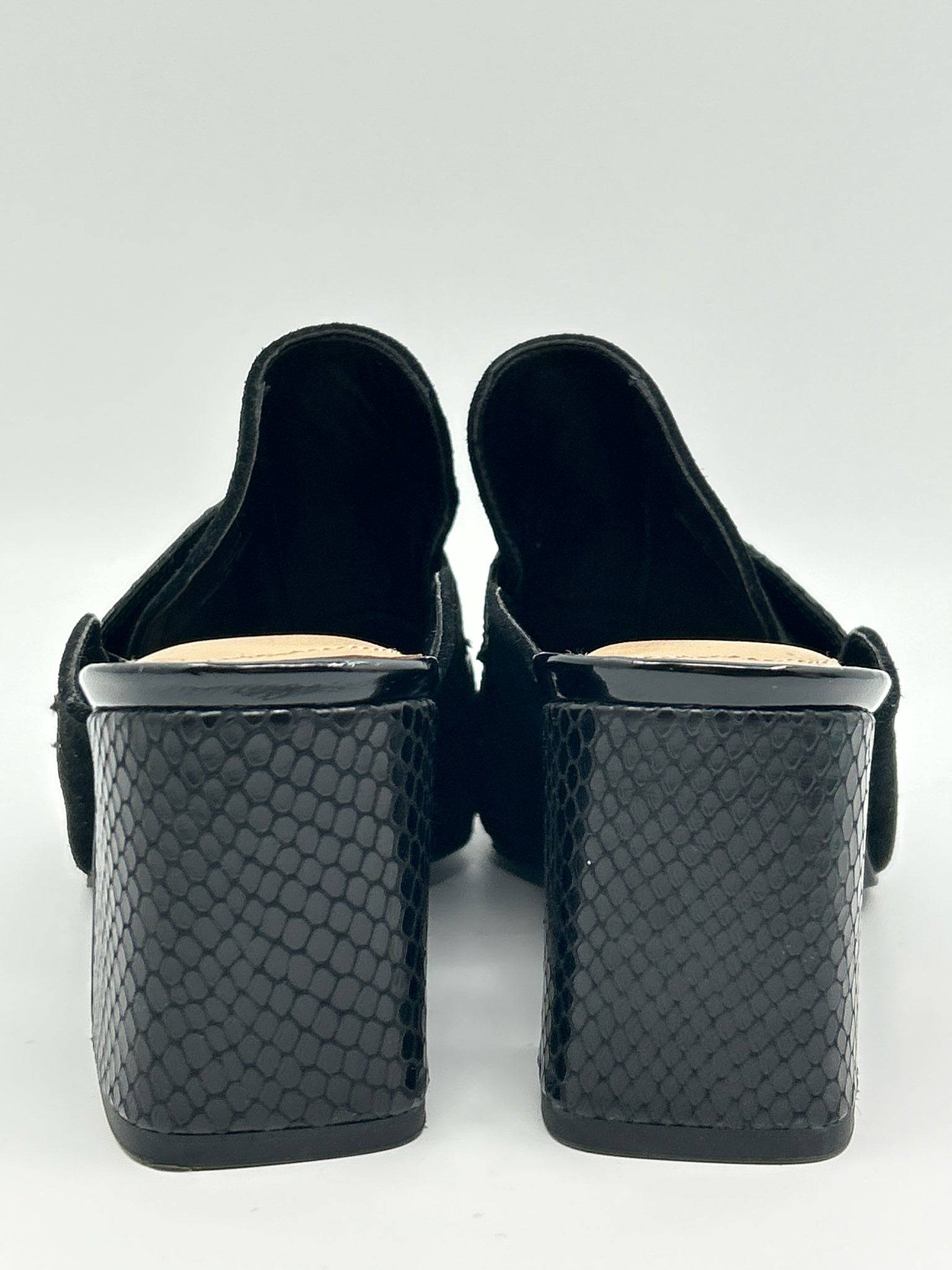 NYDJ Size 8M Black Women Flats