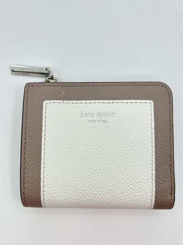 KATE SPADE TAUPE AND WHITE Women's Wallet