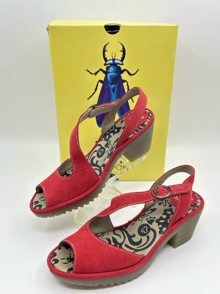 FLY LONDON EU Size 37, US Size 7 Red Cupido Sandal