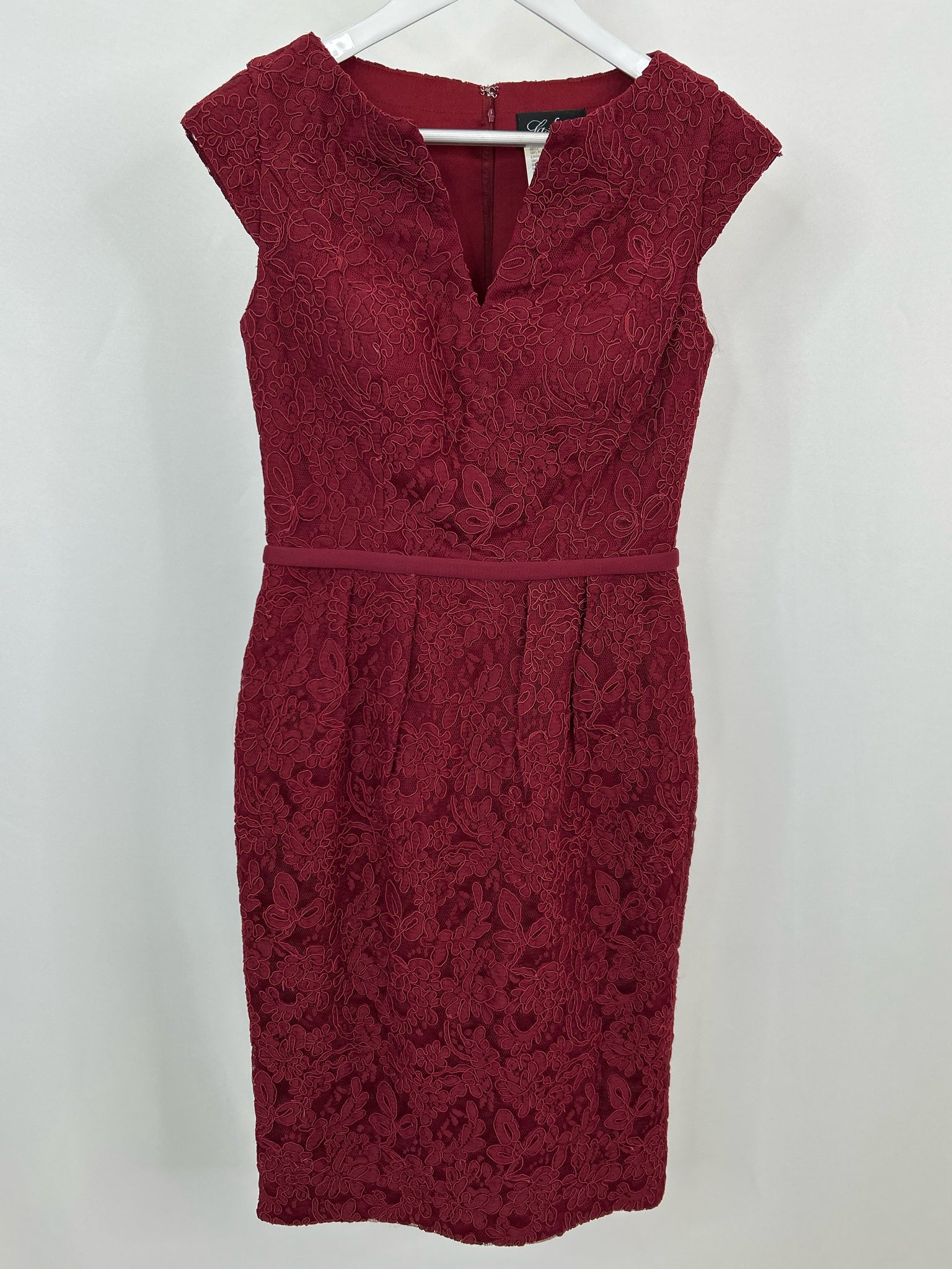 LA FEMME NWT Size 8 Burgundy Women Dress
