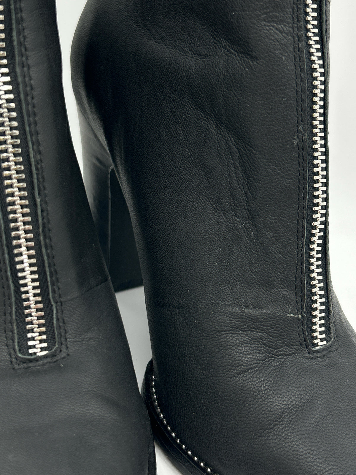 KRISTIN CAVALLARI Size 8.5 Black Women Booties