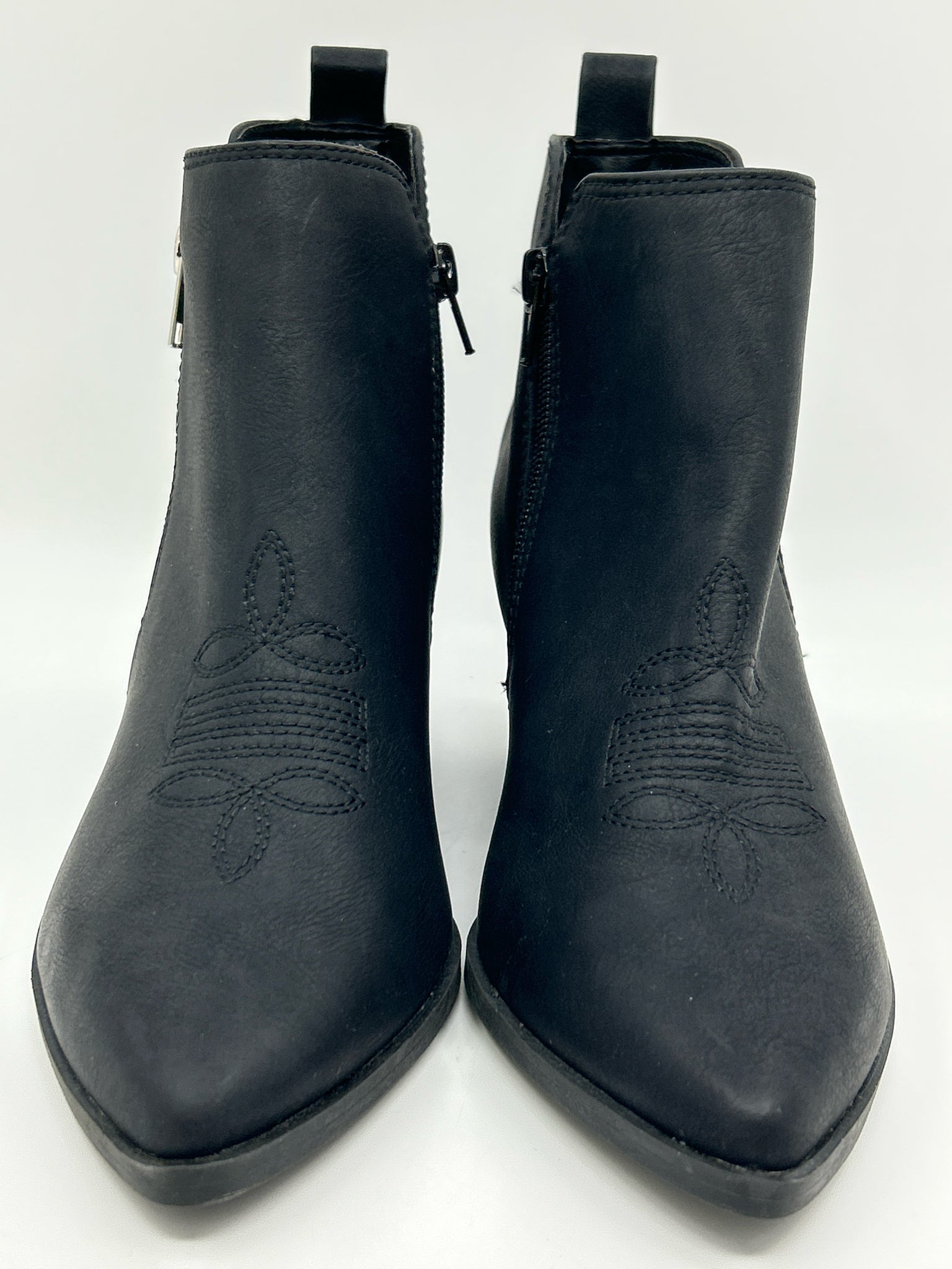 DOLCE VITA Size 8 Black Women Booties NWOB
