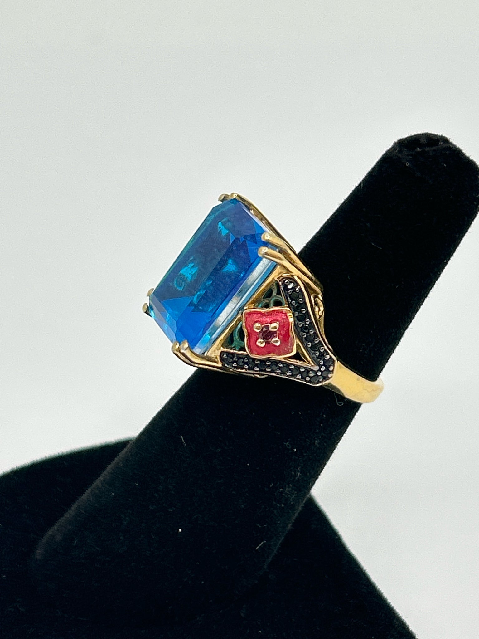 Guiseppe Perez Gold and Blue Size 5 Ring