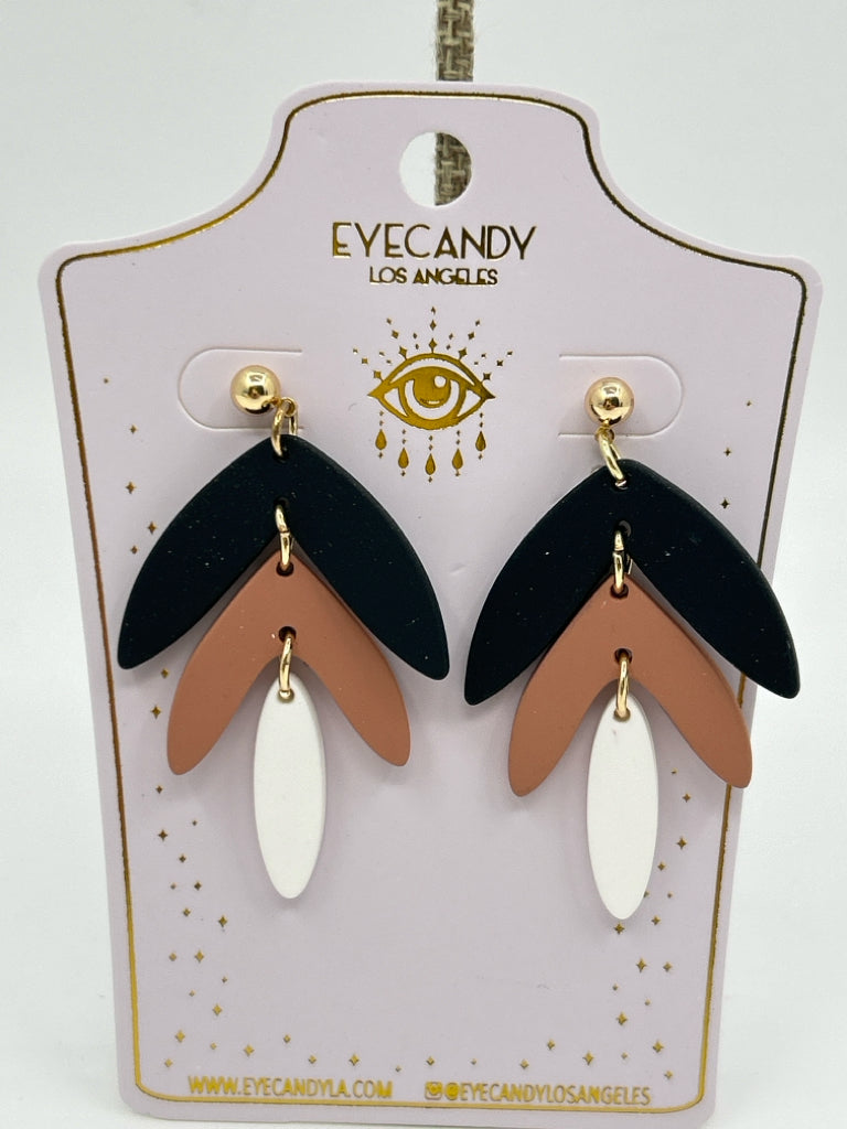 EYE CANDY Women Size One Size Gold Earrings