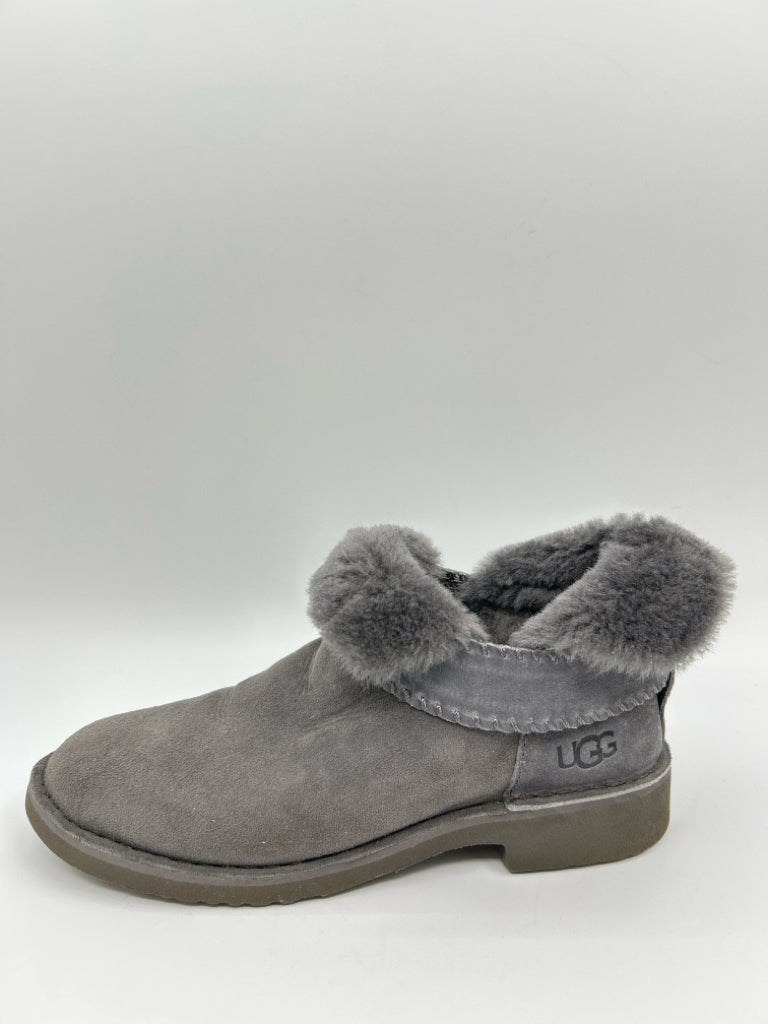 UGG Women Size 7 Grey Booties