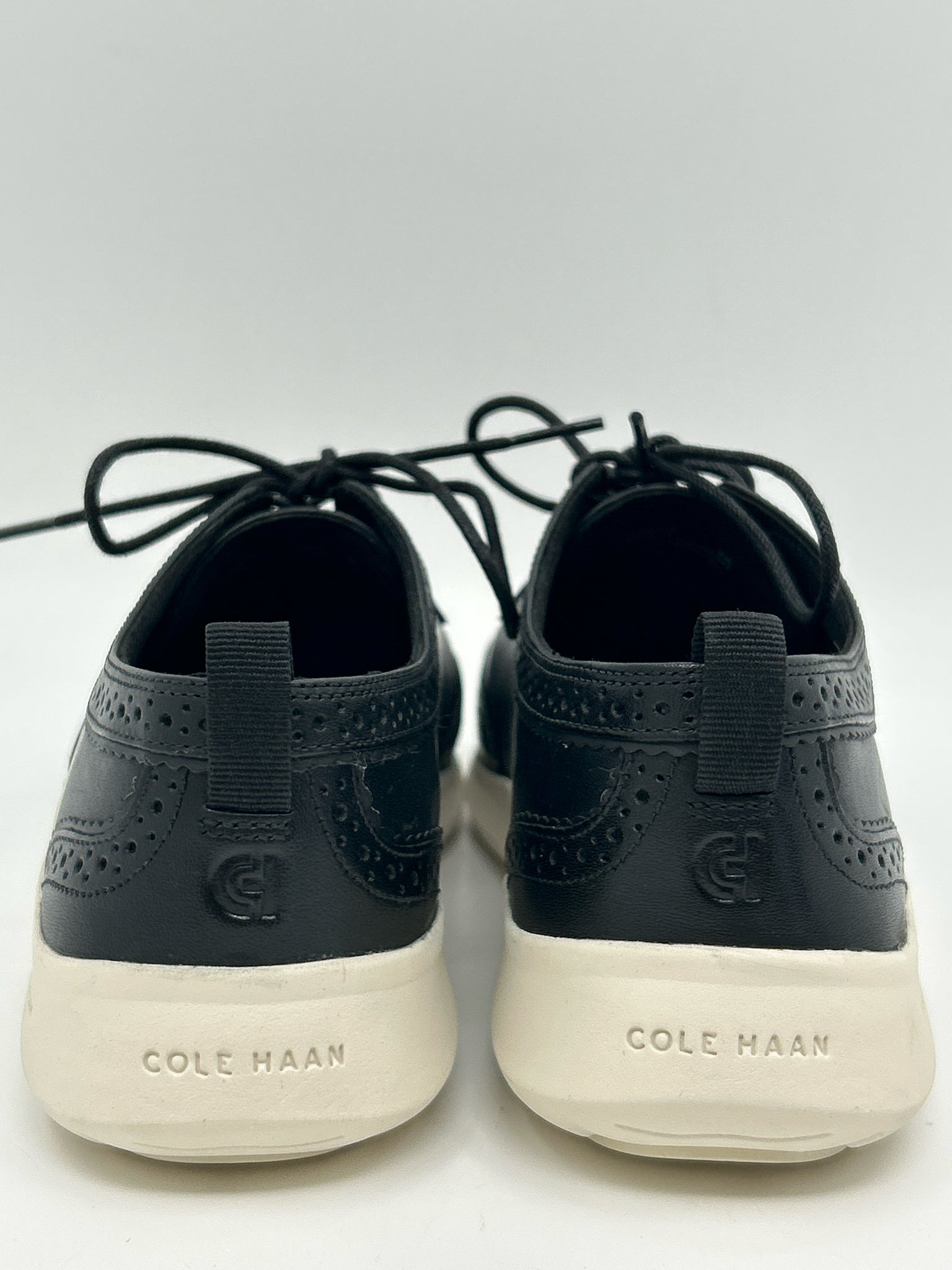 COLE HAAN Size 9B Black Women Sneakers