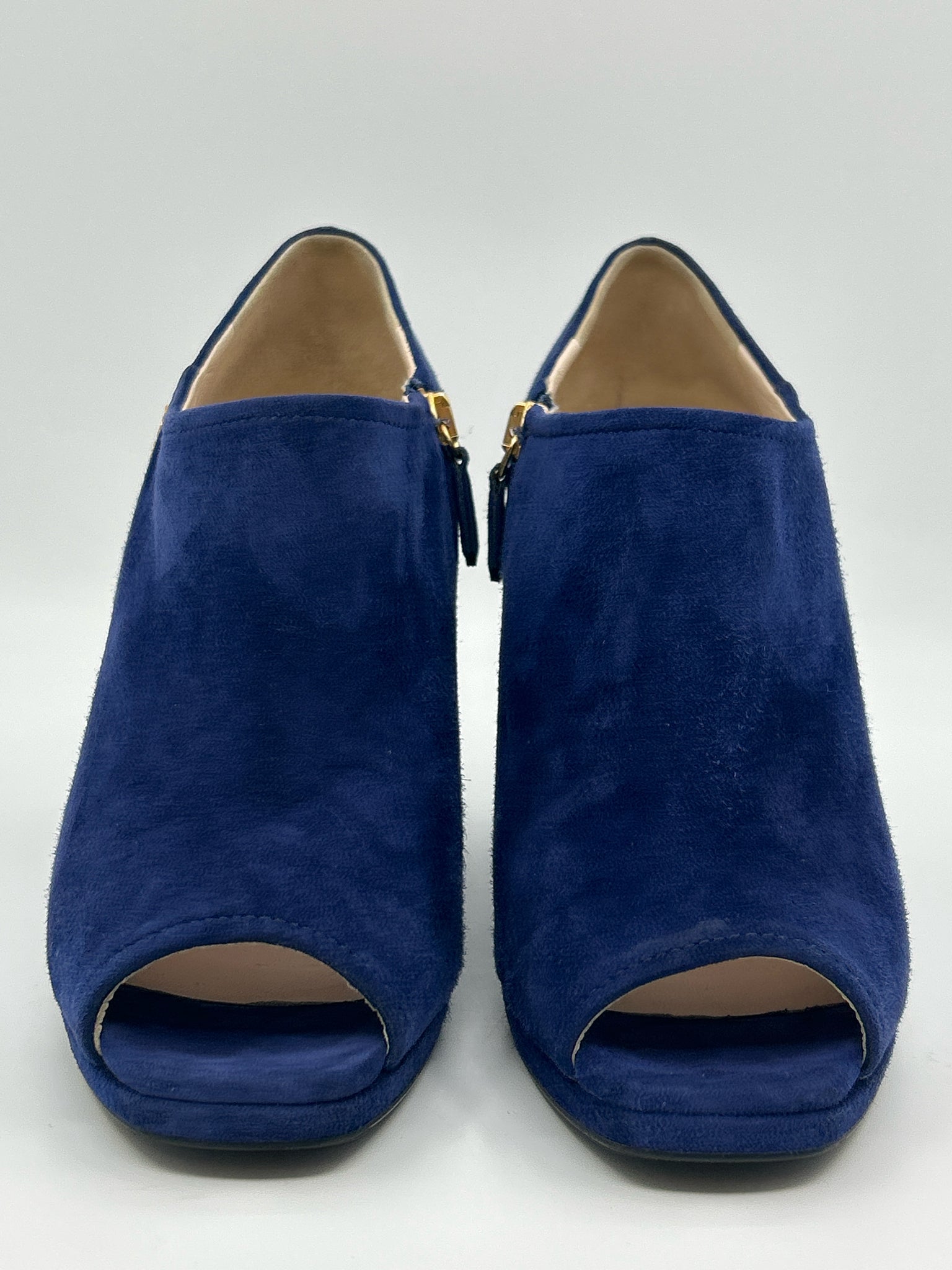 PRADA Size 38 Navy Women Booties