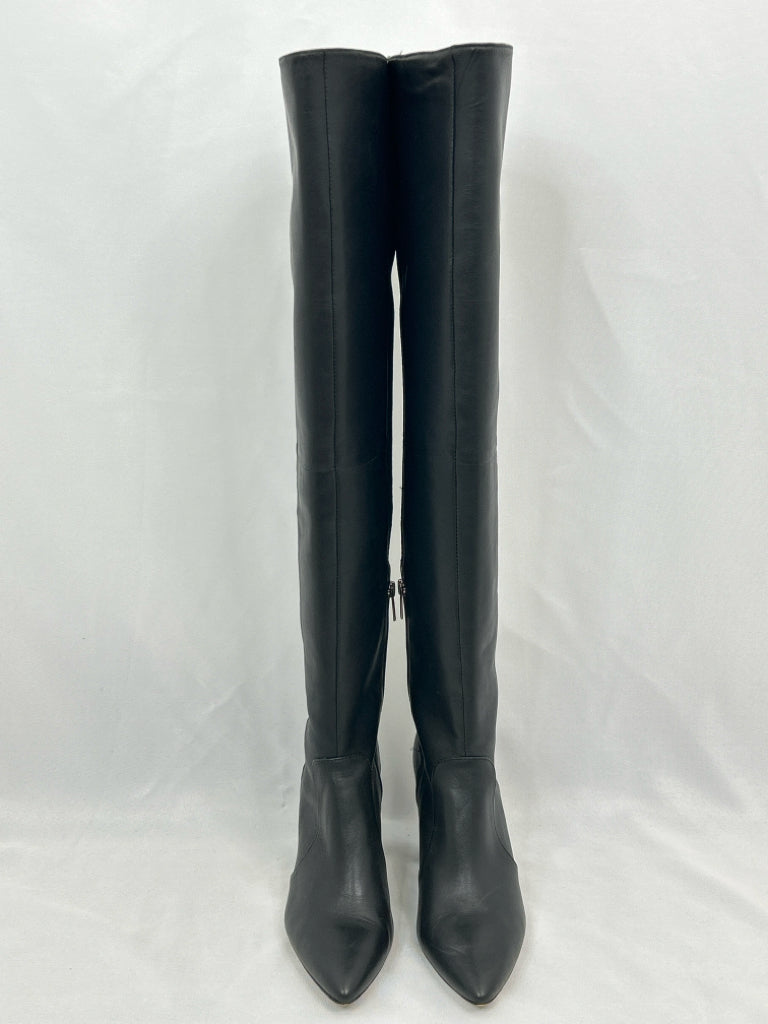 VINCE CAMUTO Women Size 8.5M Black Boots