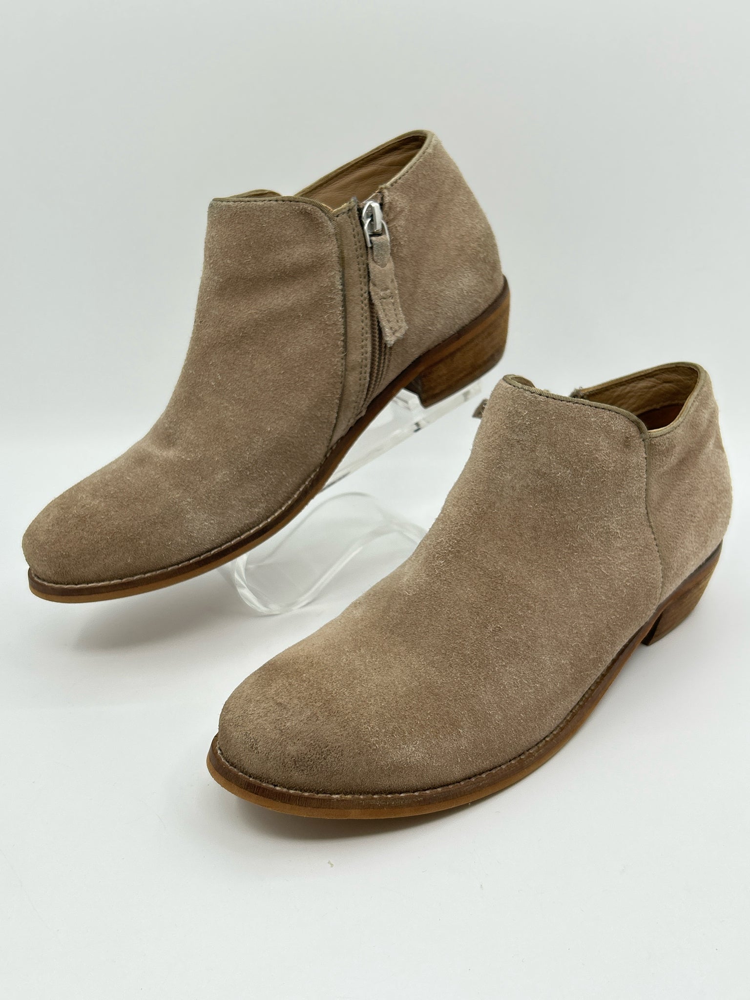 SOFTWALK Size 9.5N Beige Women Booties