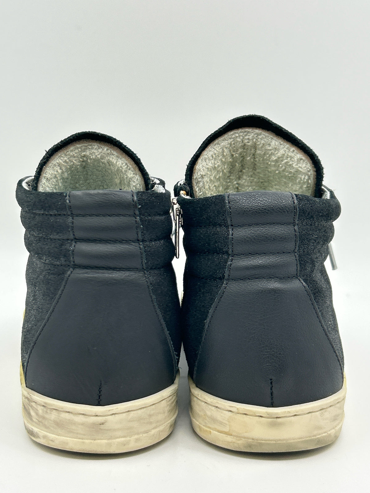 P448 Size 38 Black Women Sneakers