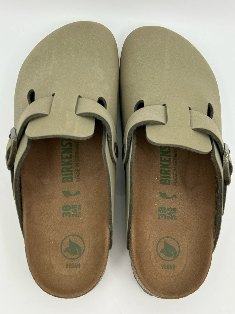 BIRKENSTOCK Size 38 OLIVE GREEN Sandal