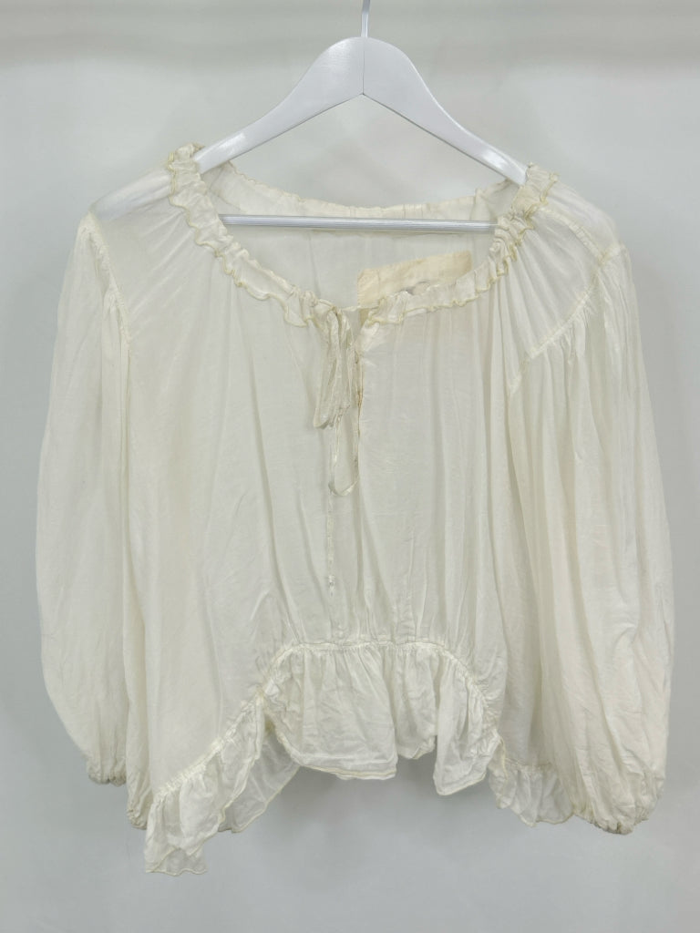 MAGNOLIA PEARL Women Size One Size Ivory Top