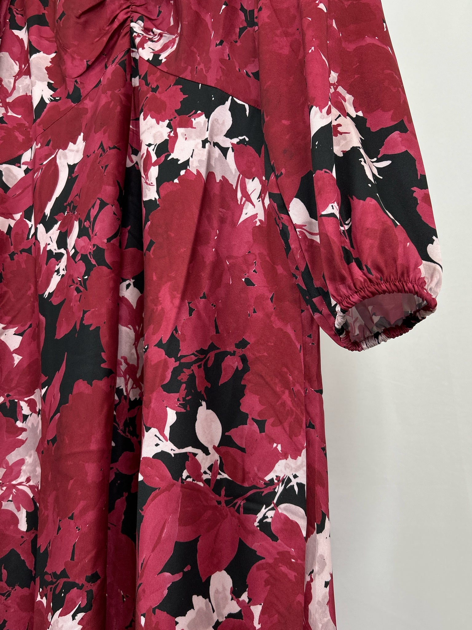 BANANA REPUBLIC Size 12 Red Floral Women Dress NWT