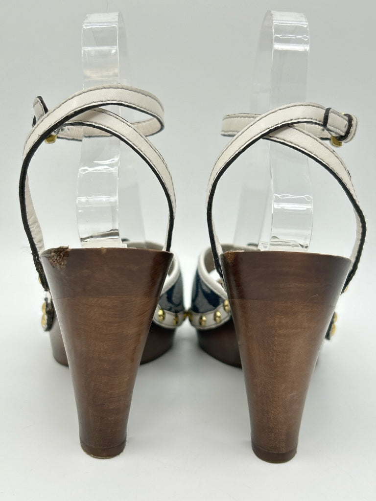 COACH Size 8.5 blue and white Women's Sandal