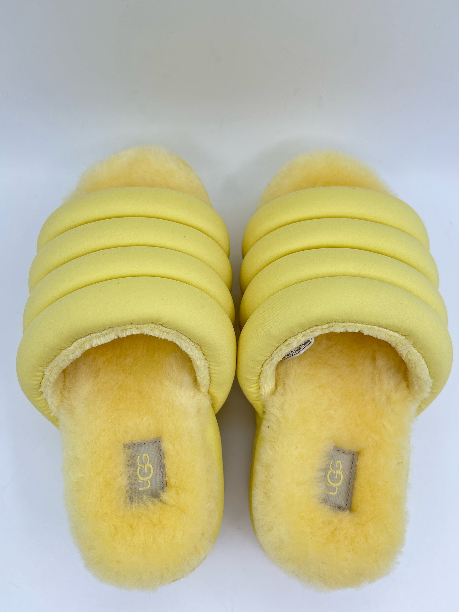 UGG Size 7 Yellow Women Sandal
