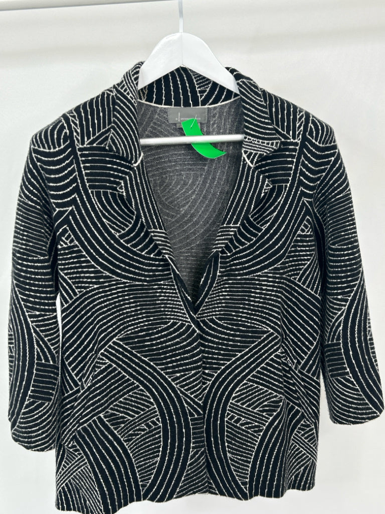 ANTHROPOLOGIE Size M Black and White Cardigan