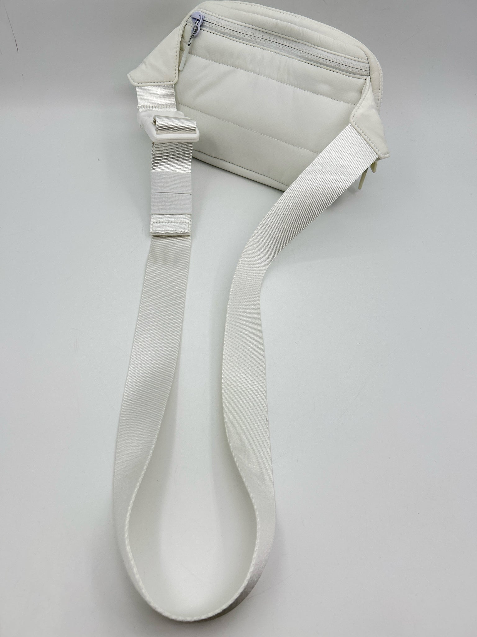 LULULEMON White Women Purse
