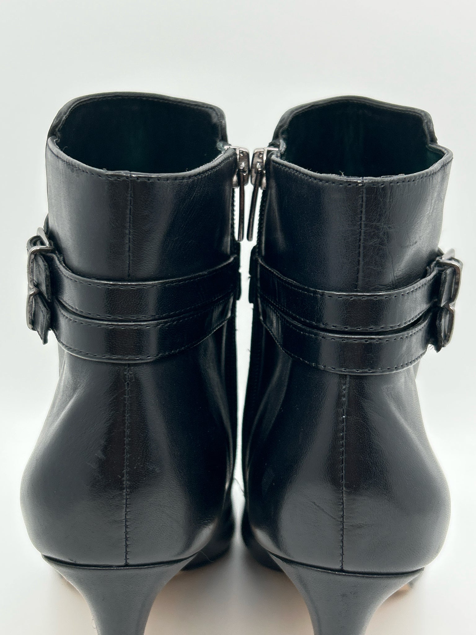 VINCE CAMUTO Size 11M Black Women Booties