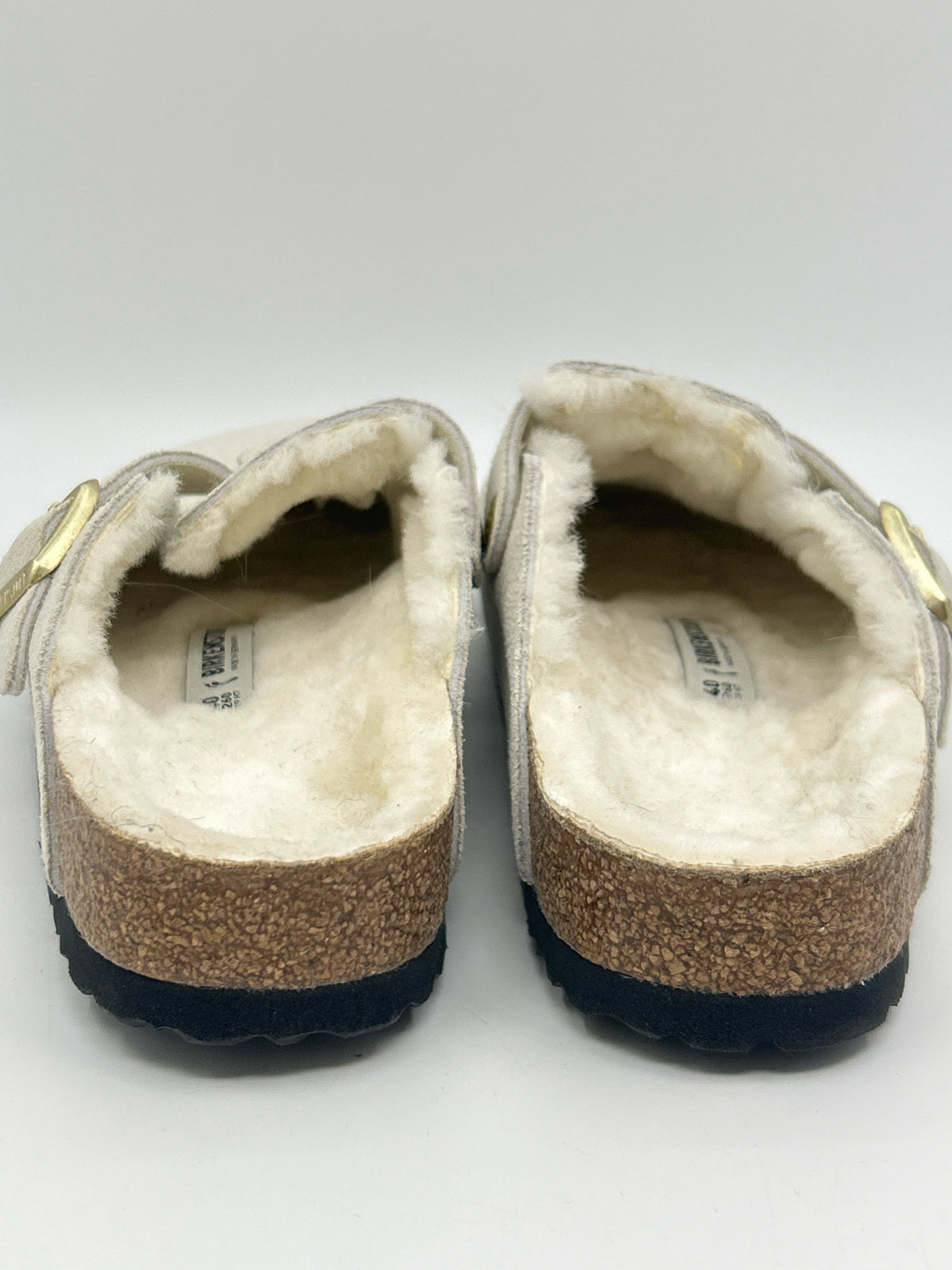 BIRKENSTOCK Size 9 BONE Women Clogs