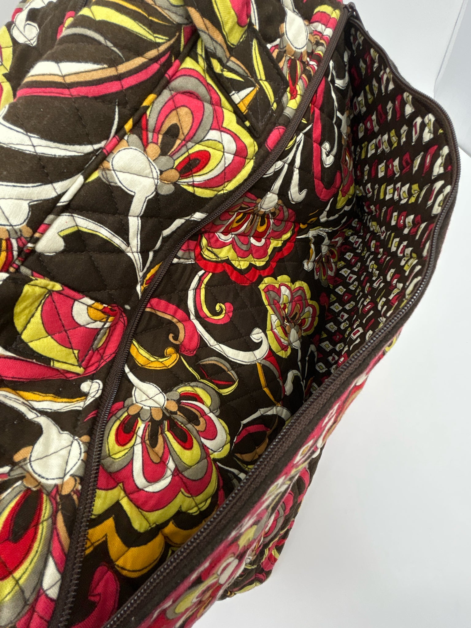 VERA BRADLEY BROWN AND PINK Luggage