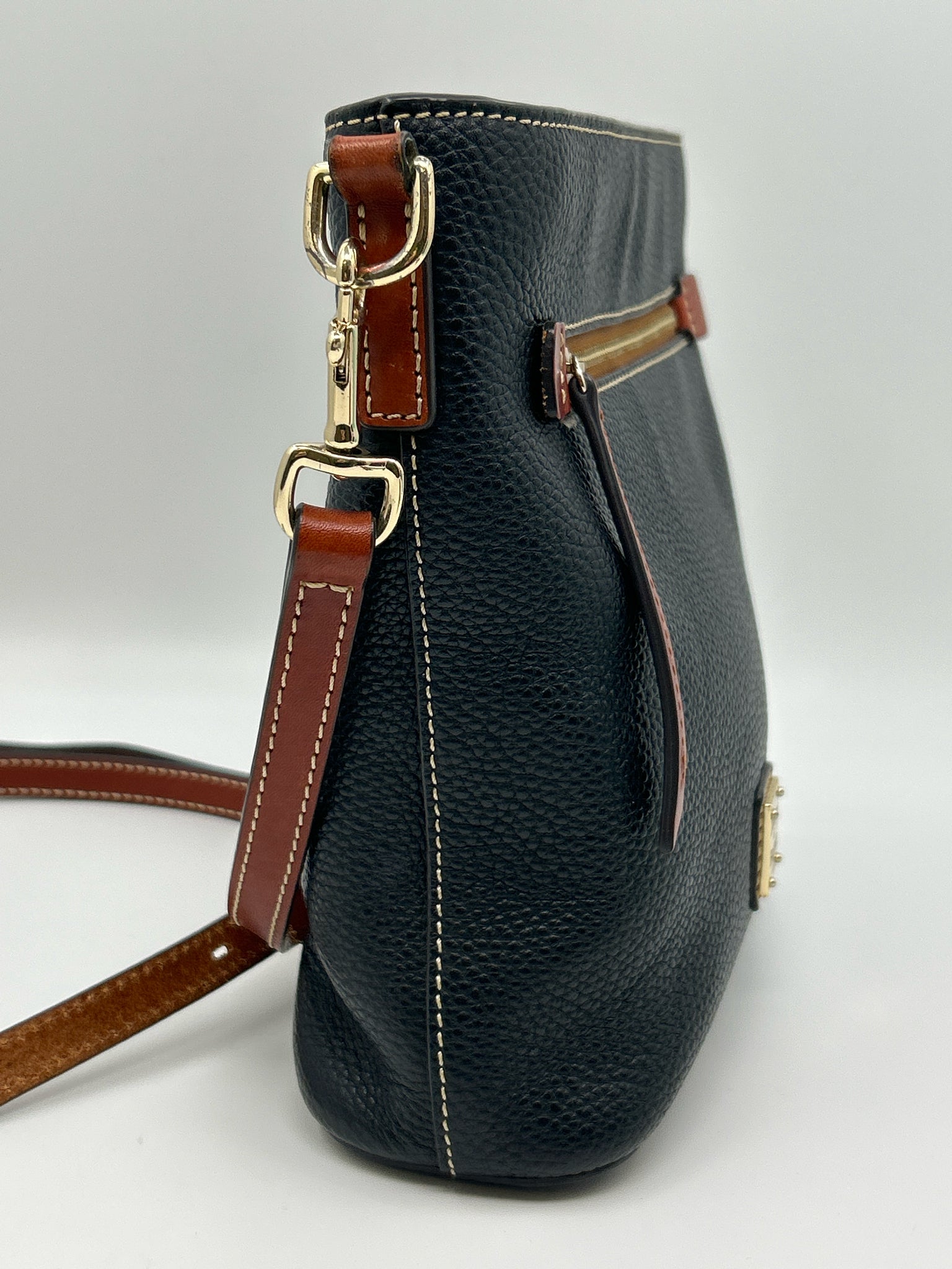 DOONEY & BOURKE Black Women Purse