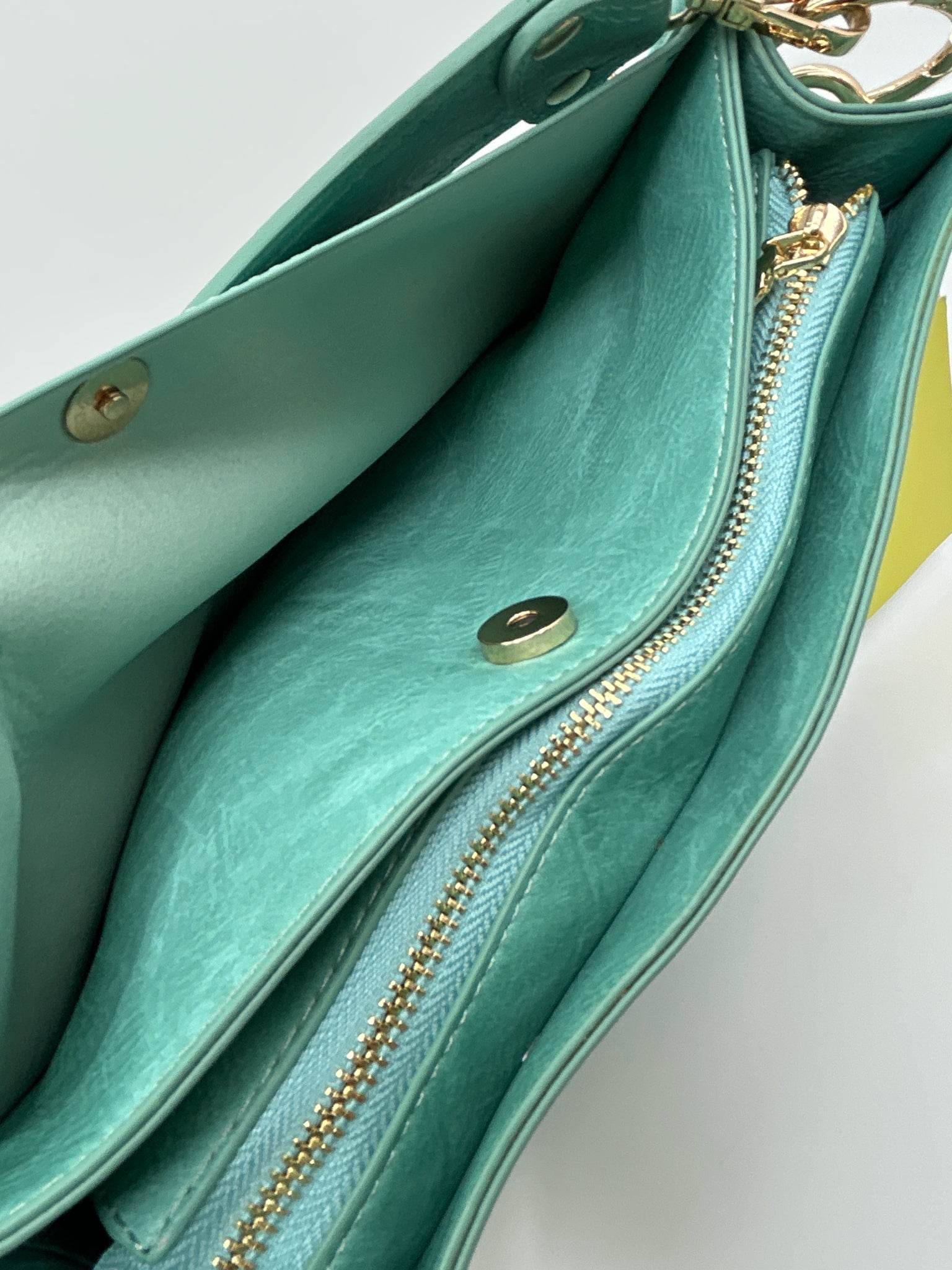 AH-DORNED MINT Women Purse