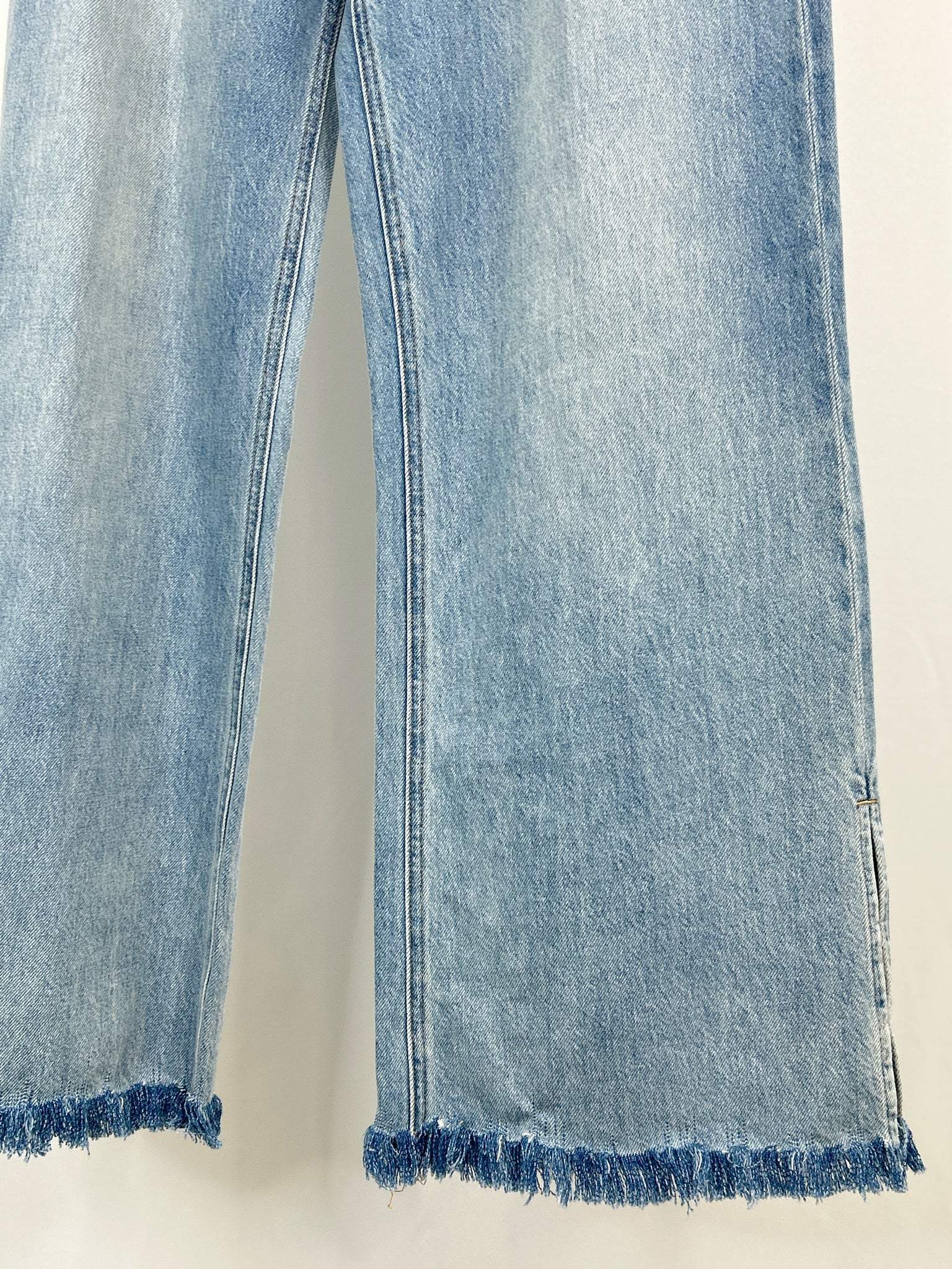 ALICE + OLIVIA Size 10 BLUE DENIM Women jeans