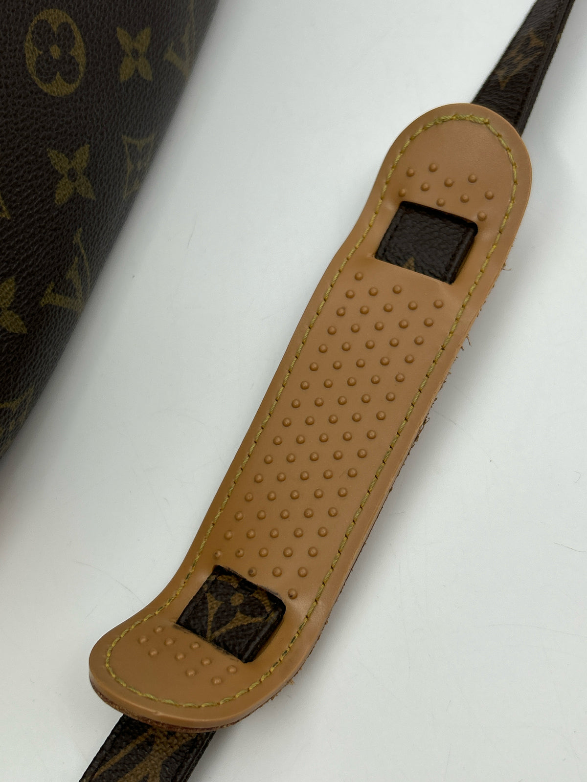 LOUIS VUITTON BROWN MONOGRAM Women Purse