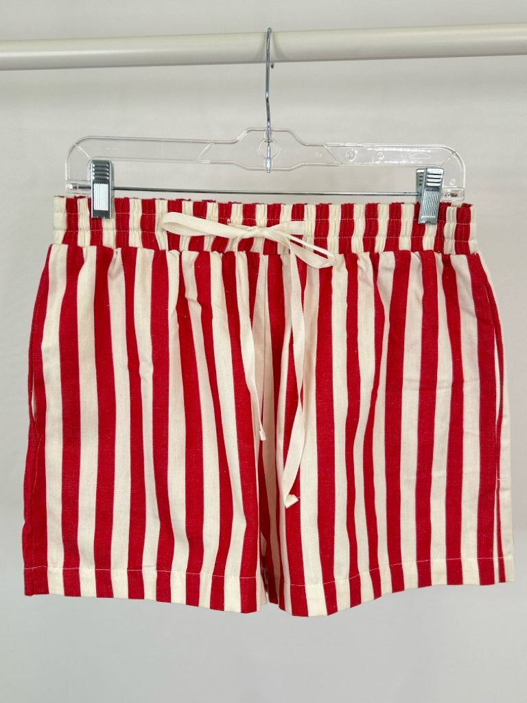 Anniewear Size M WHITE AND RED Women's Shorts