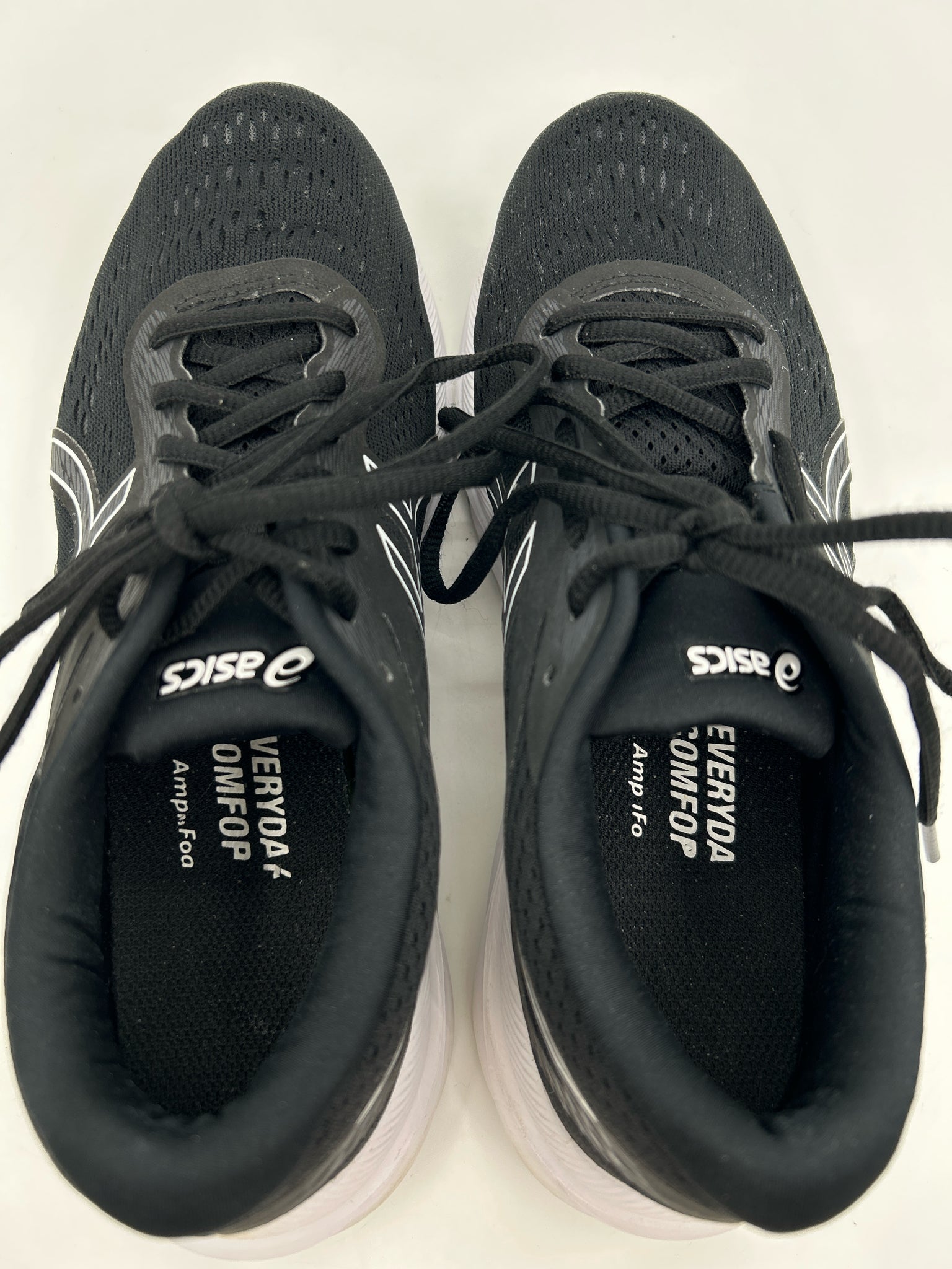 ASICS Size 7 Black Women Sneakers